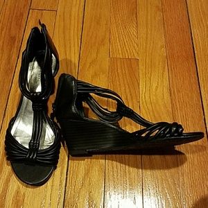 BRAND NEW Style & Co black pump/heels size 5